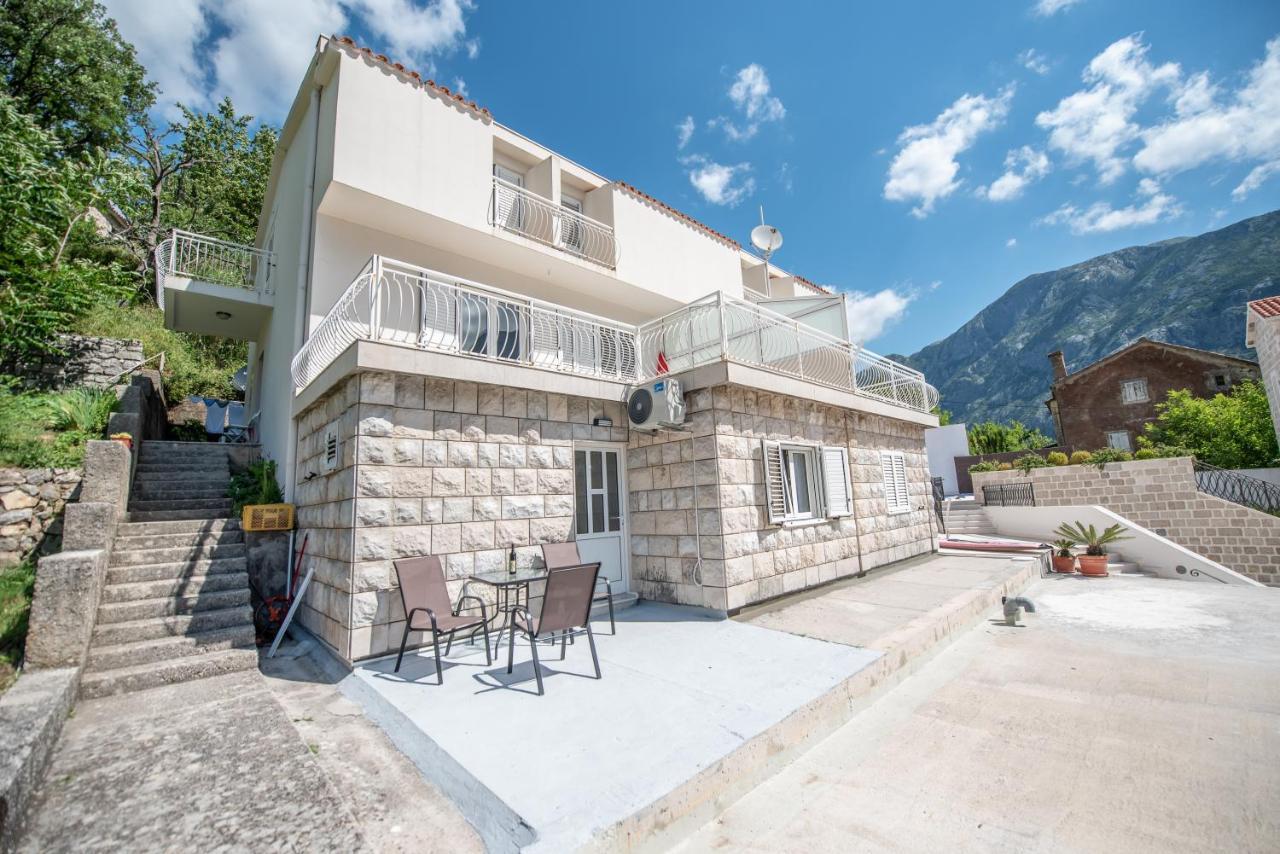 Seafront Apartment Kotor Exterior photo